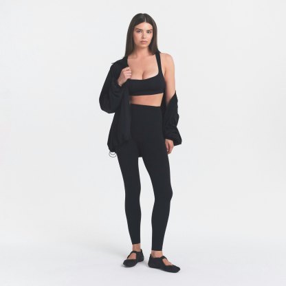 NikeSKIMS STUDIO STRETCH 26" LEGGING - OBSIDIAN
