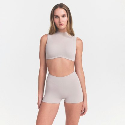 NikeSKIMS STUDIO STRETCH DIPPED 2" SHORT - LINEN - image 2