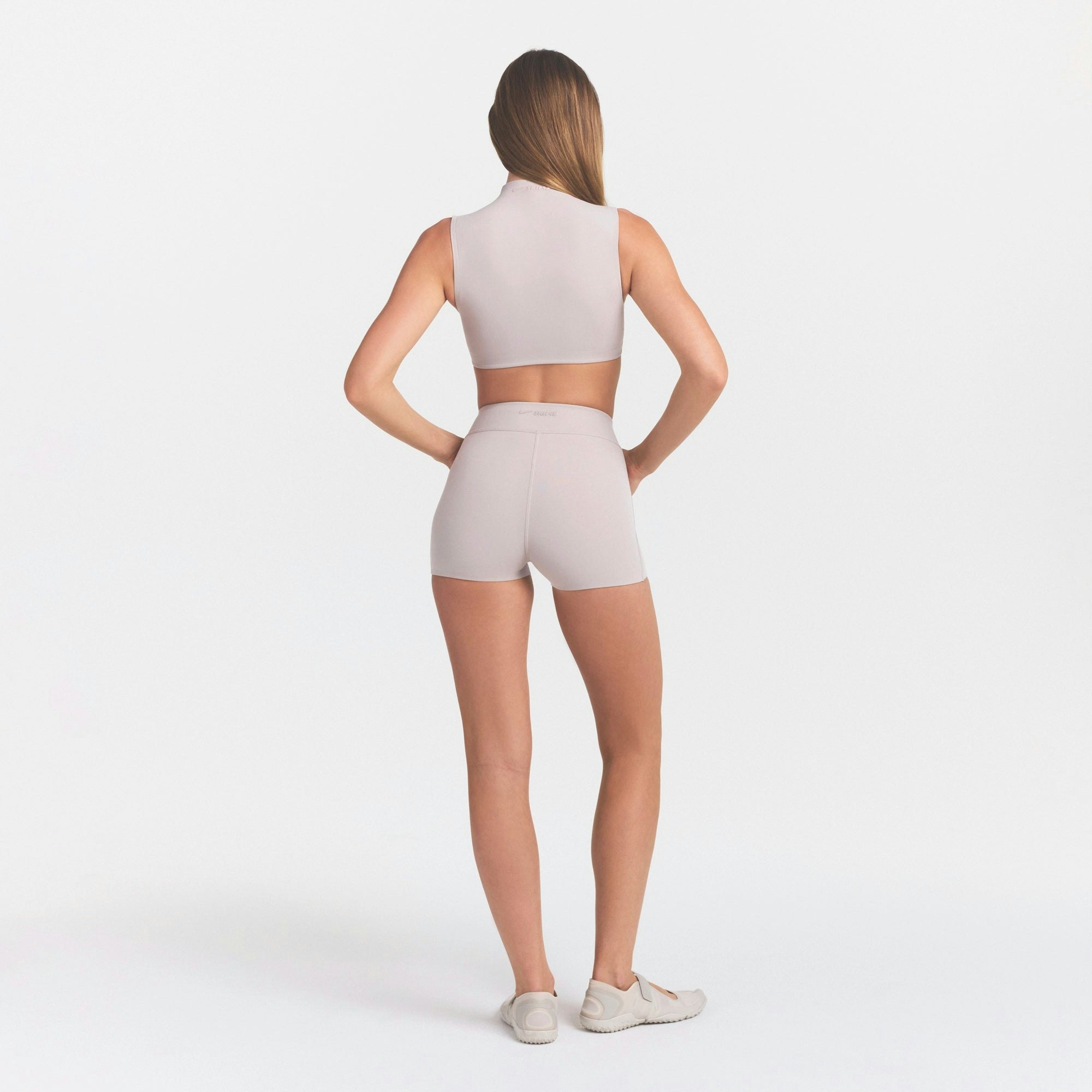 NikeSKIMS STUDIO STRETCH DIPPED 2" SHORT - LINEN - image 3