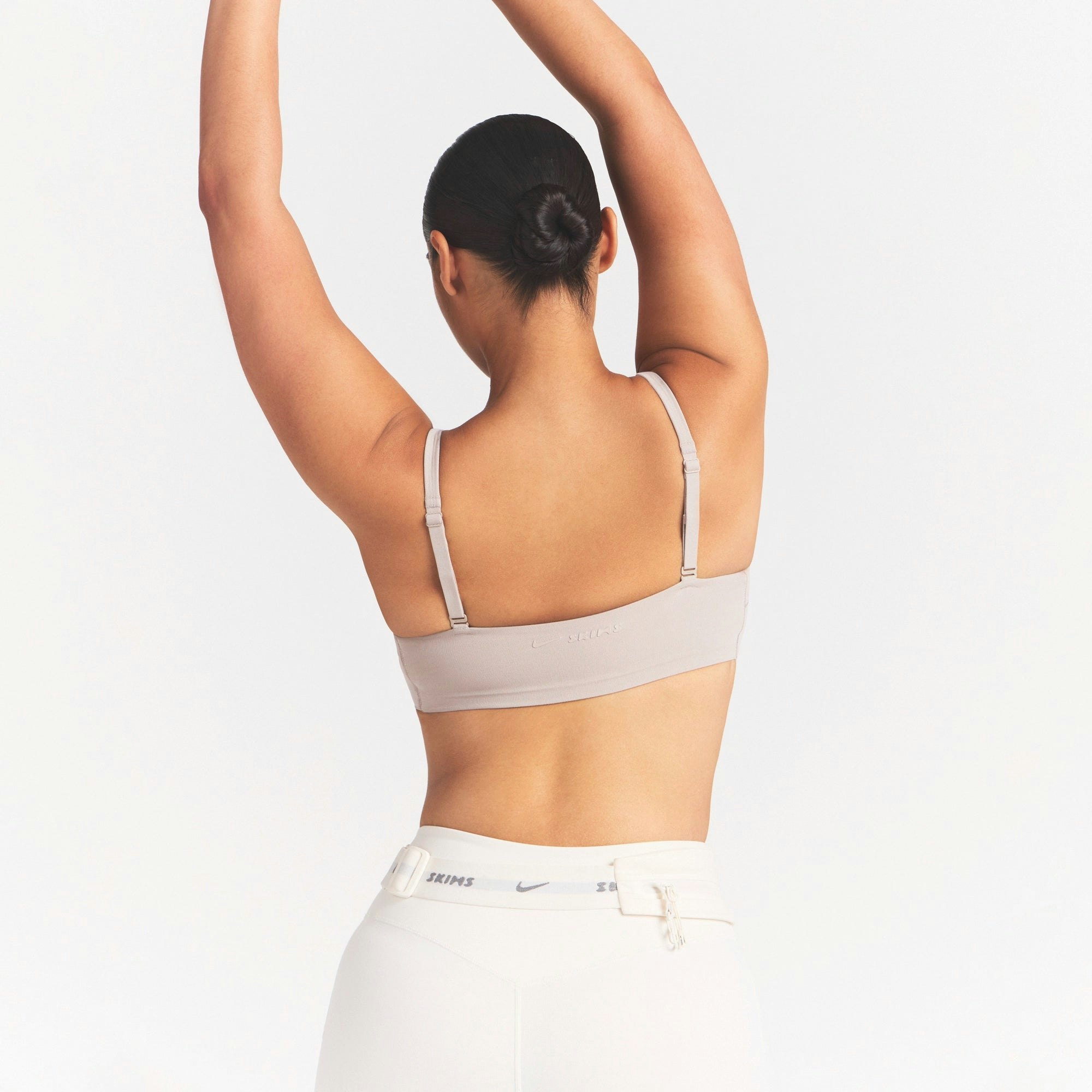 NikeSKIMS STUDIO STRETCH SEAM FRONT MICRO BRA - LINEN - image 3