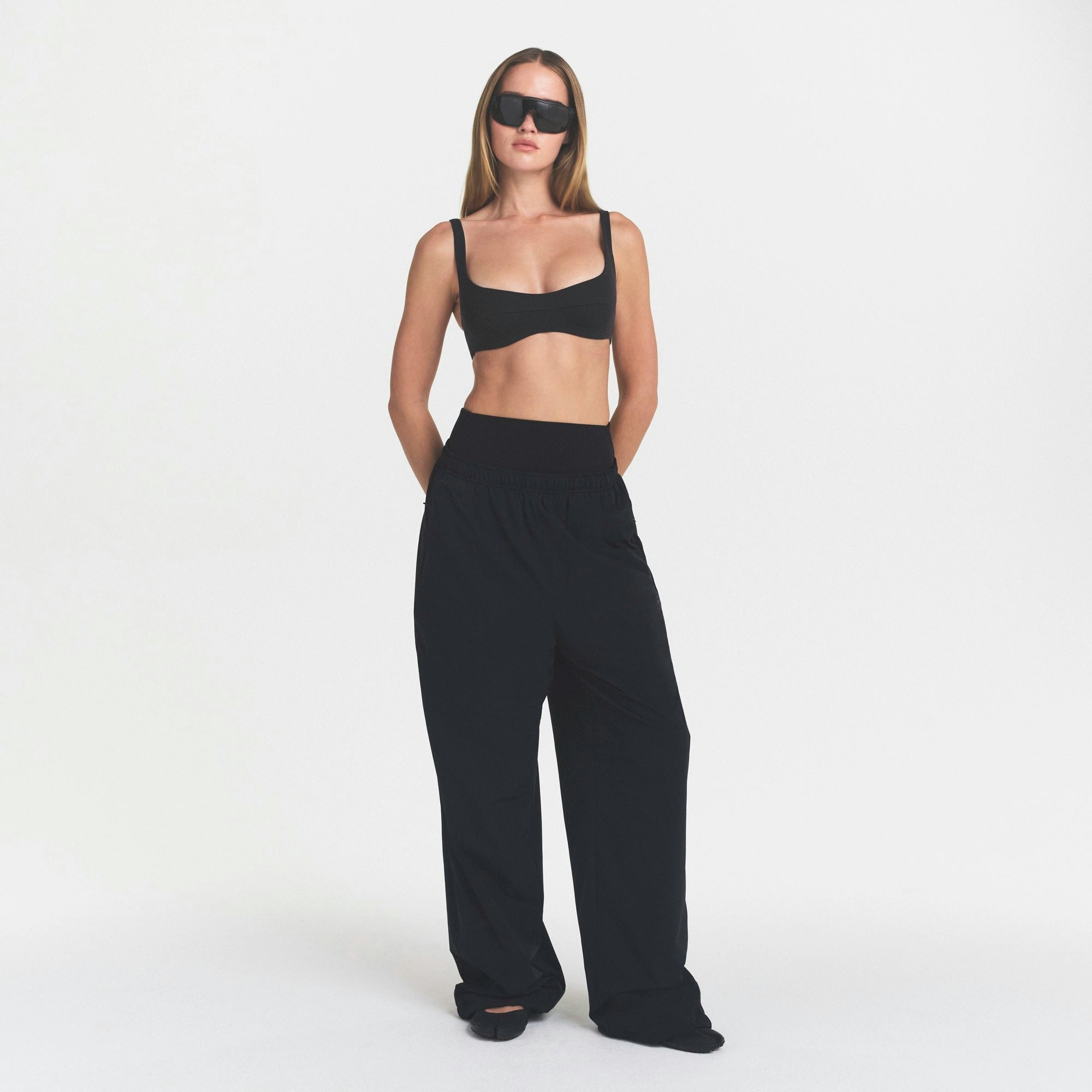 NikeSKIMS STUDIO STRETCH SEAM FRONT MICRO BRA - OBSIDIAN - image 12