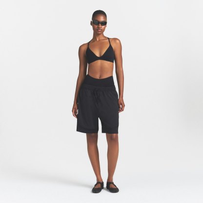 NikeSKIMS AIRY DRI-FIT™ RELAXED SHORT - OBSIDIAN - image 7