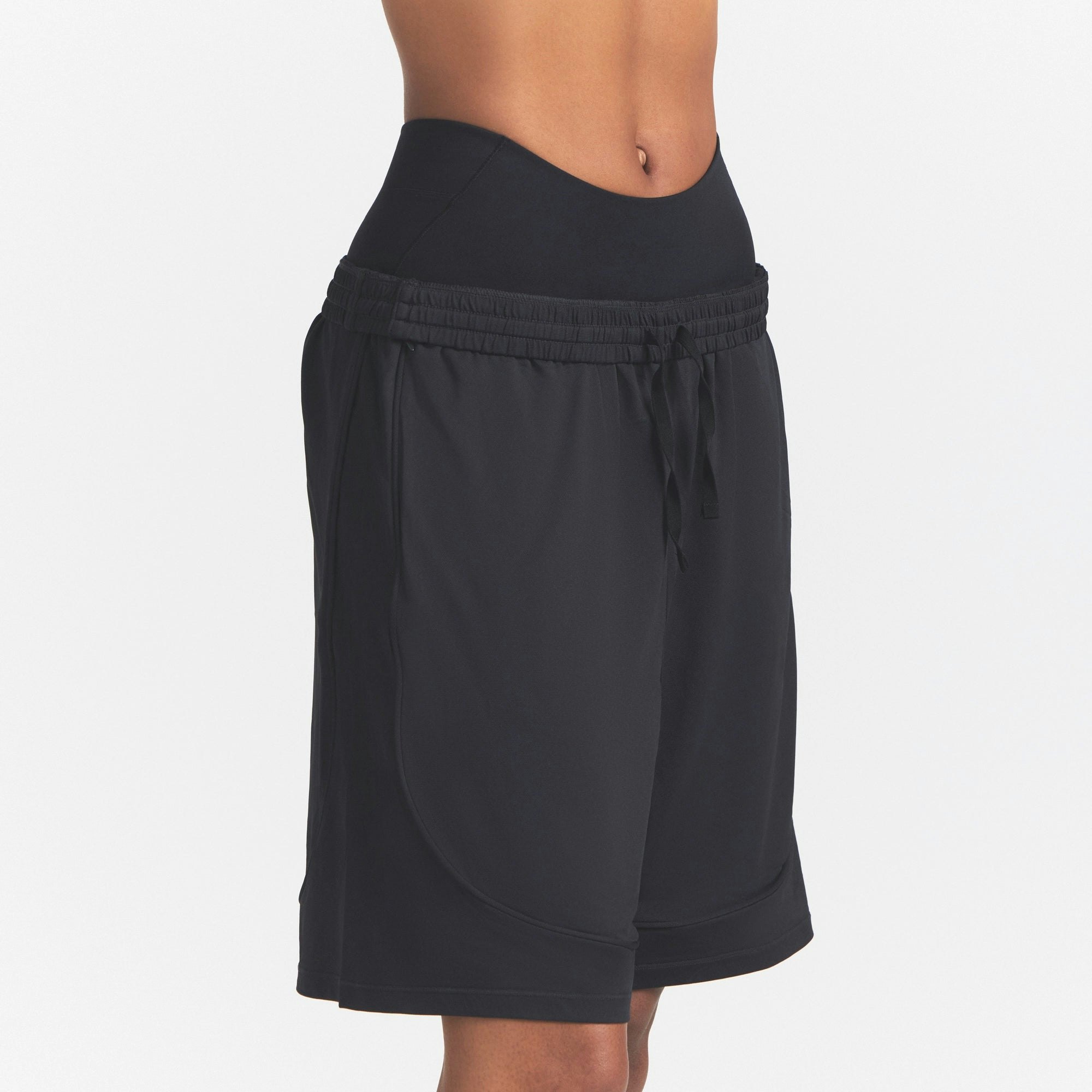 NikeSKIMS AIRY DRI-FIT™ RELAXED SHORT - OBSIDIAN - image 8