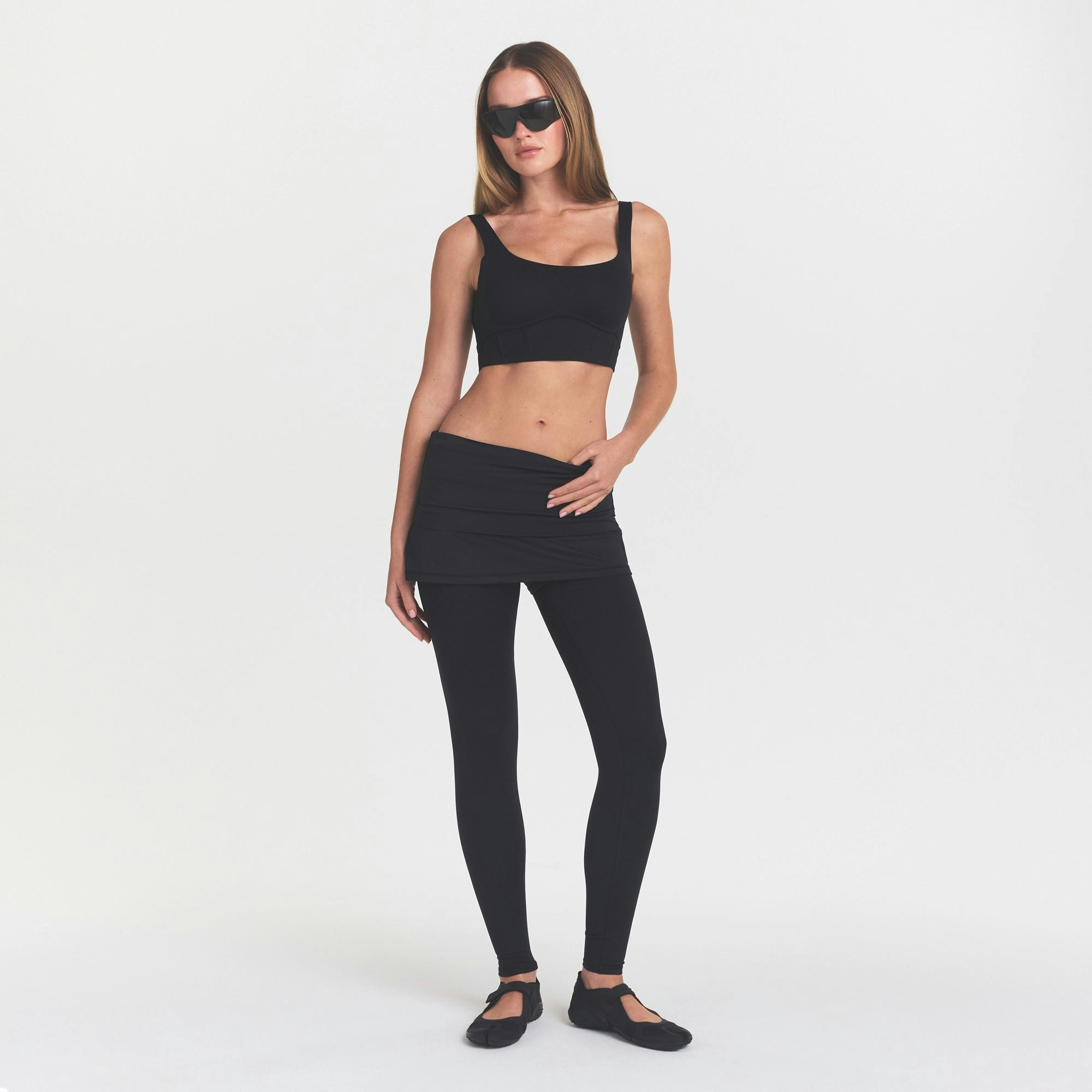 NikeSKIMS MATTE LONGLINE CORSET BRA - OBSIDIAN