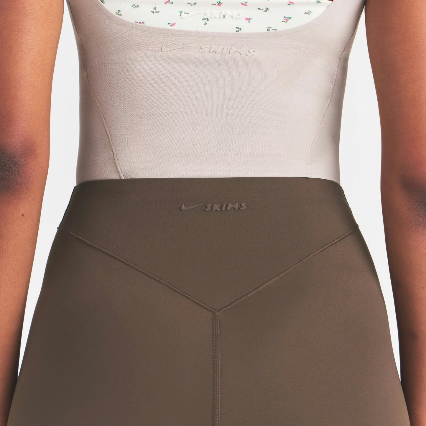 NikeSKIMS MATTE CORSET 26" LEGGING - DARK SEPIA - image 19