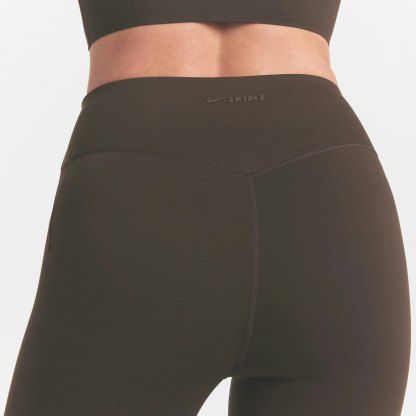 NikeSKIMS MATTE CROP 17" LEGGING - DARK SEPIA - image 17