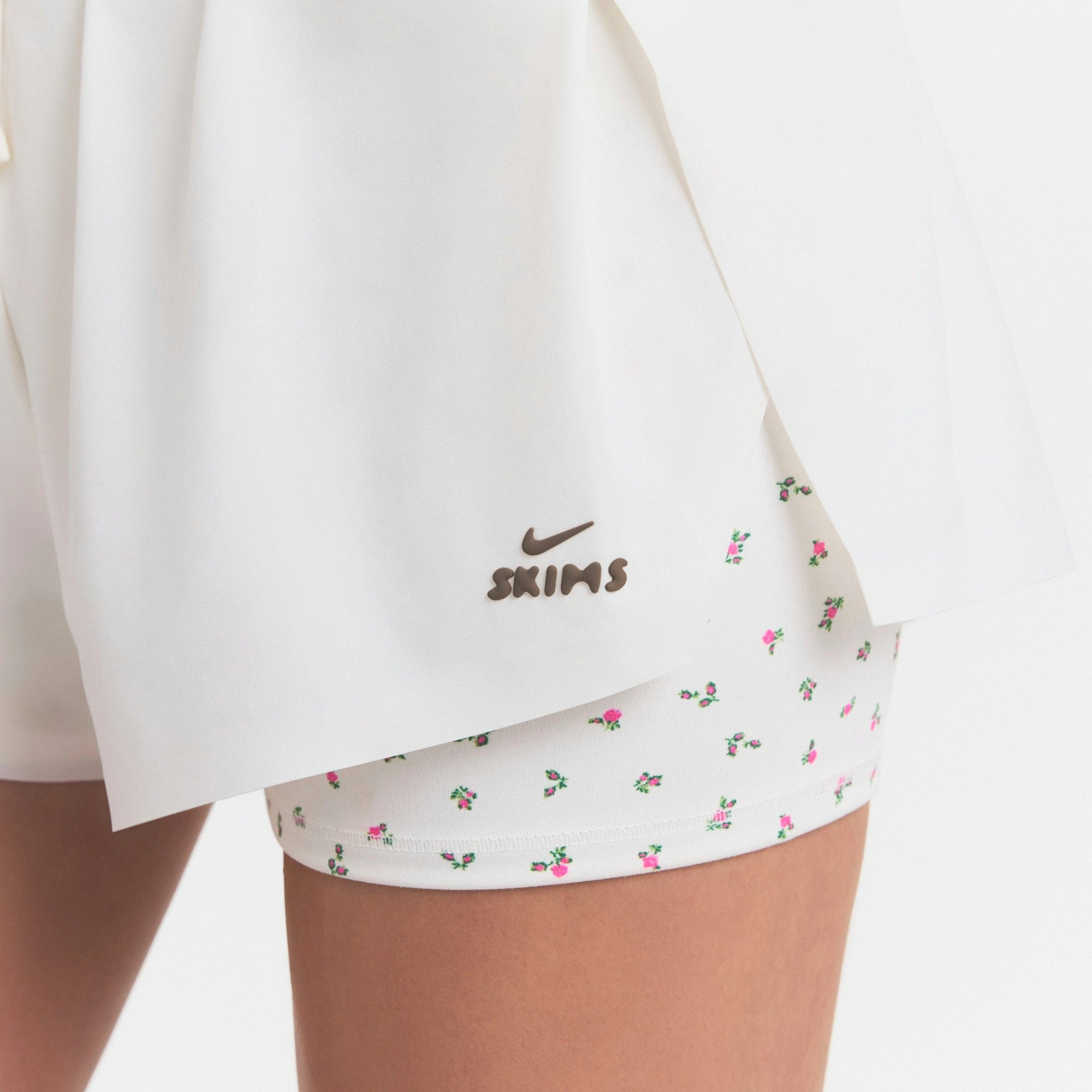 NikeSKIMS STRETCH NYLON RUNNER SHORT - IVORY - image 3
