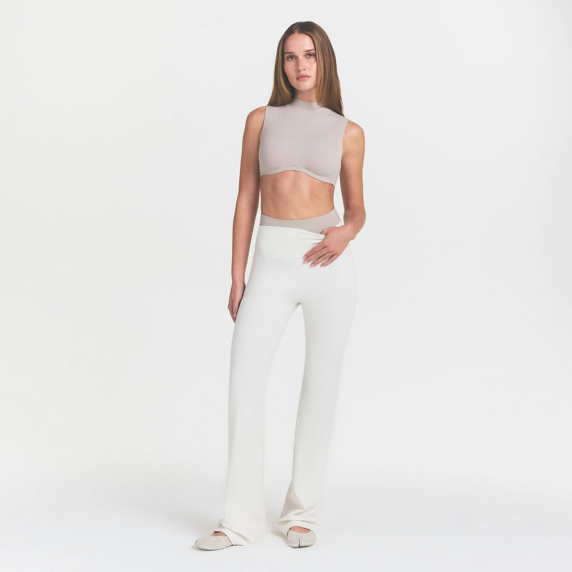 NikeSKIMS MATTE SLIM FLARE LEGGING - IVORY - image 21