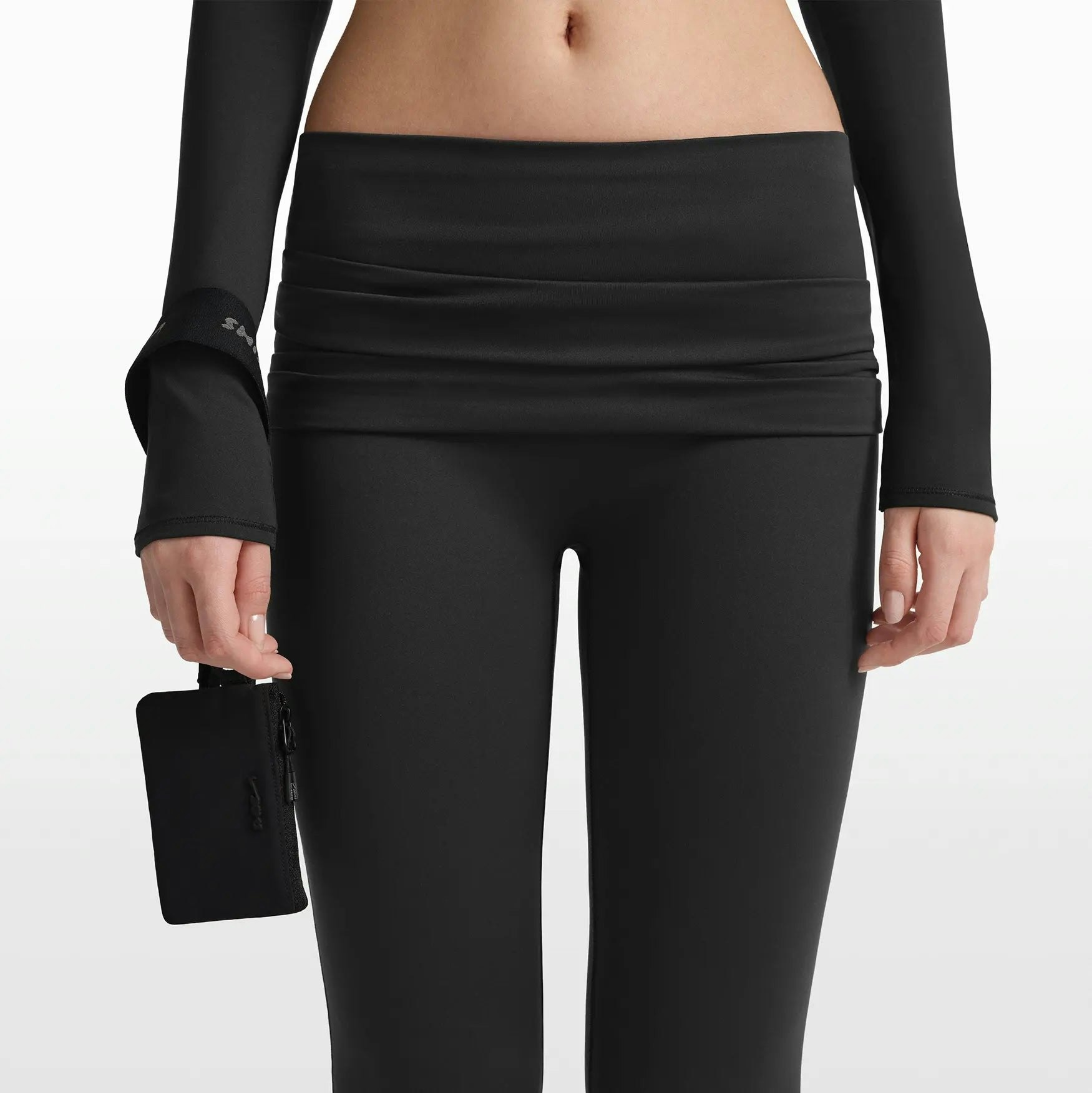 NikeSKIMS ACCESSORIES CLIPPABLE POUCH - OBSIDIAN