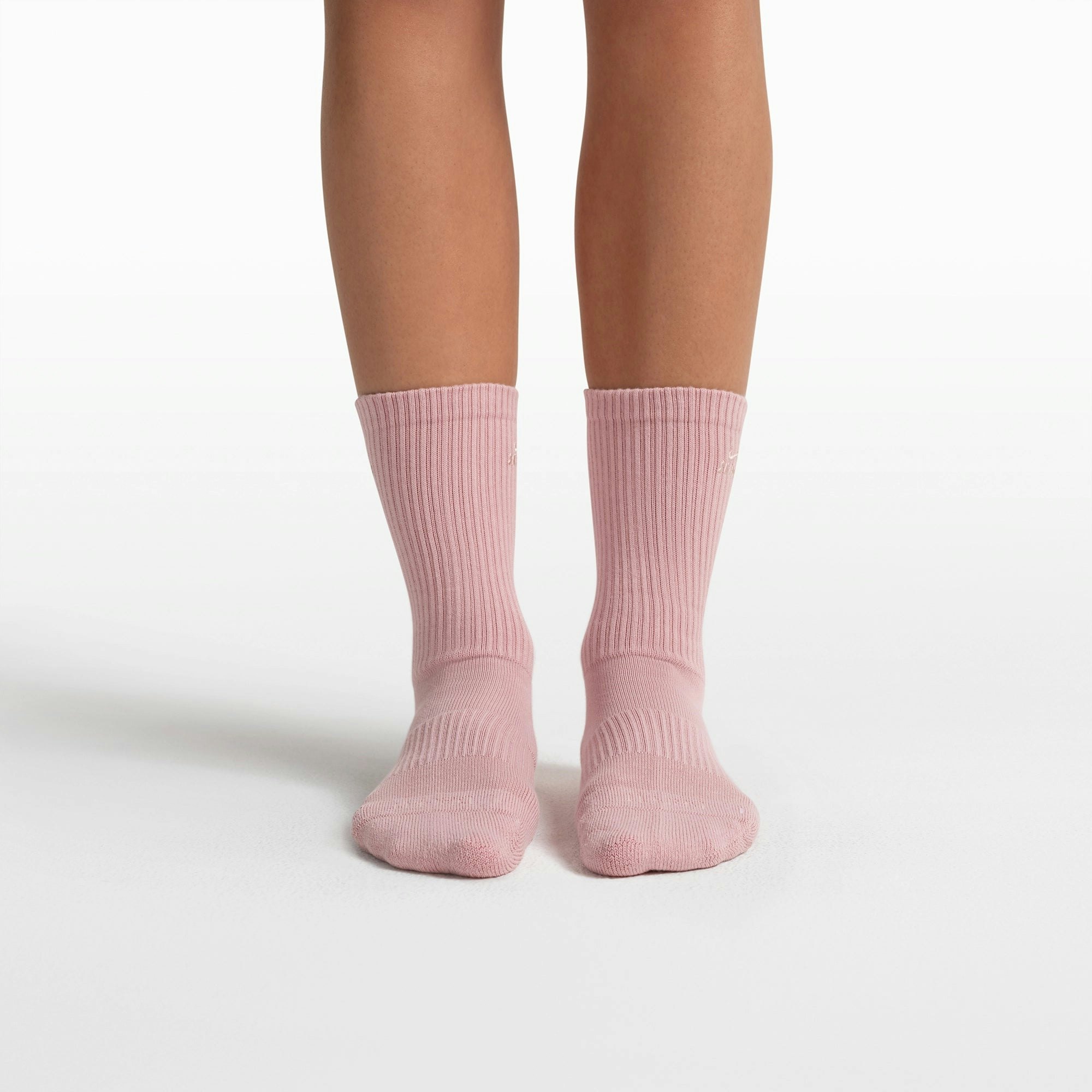 NikeSKIMS ACCESSORIES DRI-FIT™ PILATES GRIP CREW SOCK - HIMALAYAN - image 4