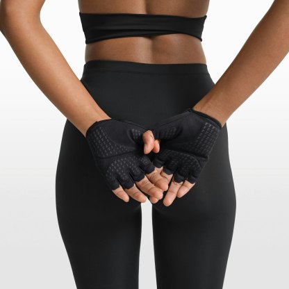 NikeSKIMS ACCESSORIES TRAINING GLOVES - OBSIDIAN