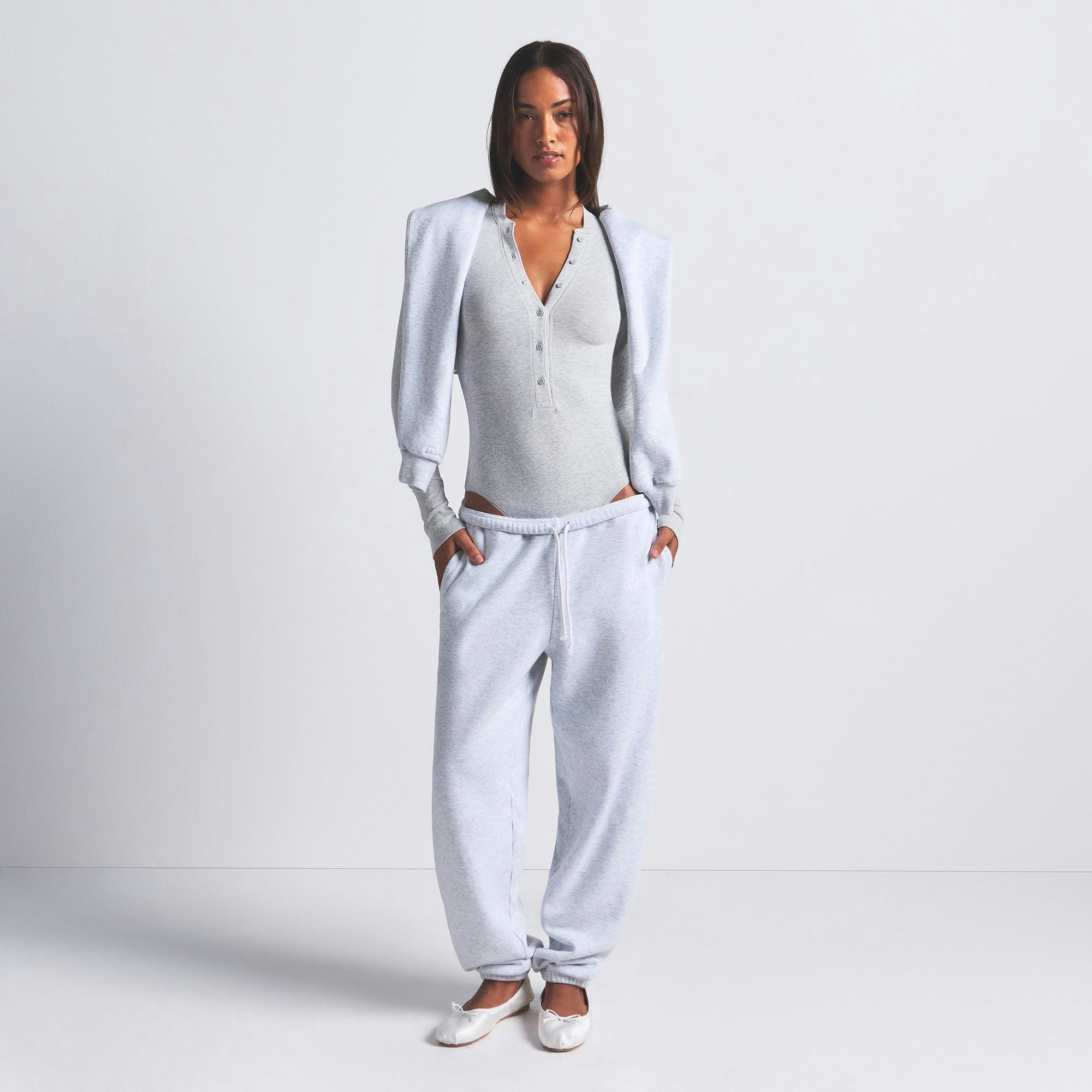 COTTON FLEECE CLASSIC JOGGER - LIGHT HEATHER GREY - image 26