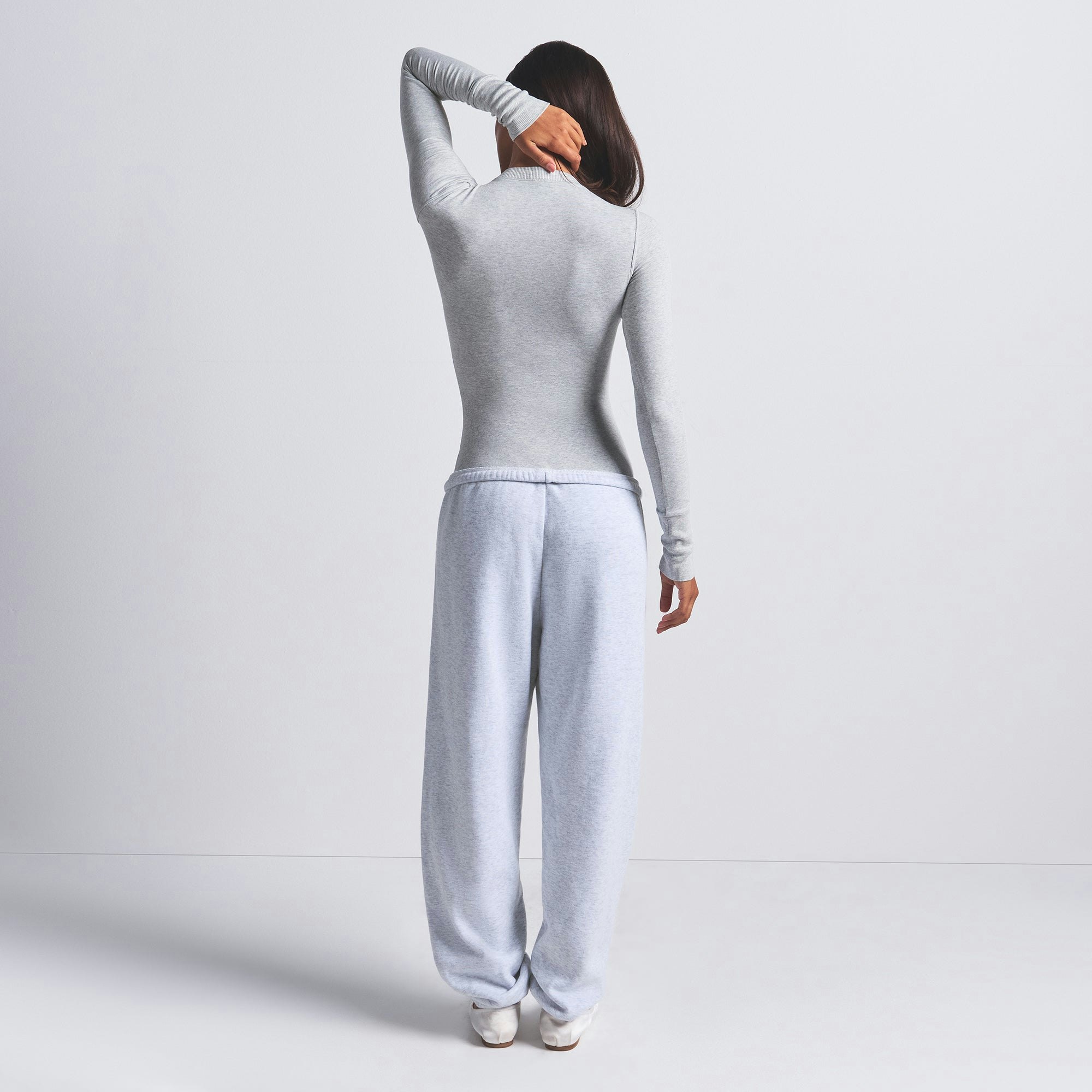 COTTON FLEECE CLASSIC JOGGER - LIGHT HEATHER GREY - image 28