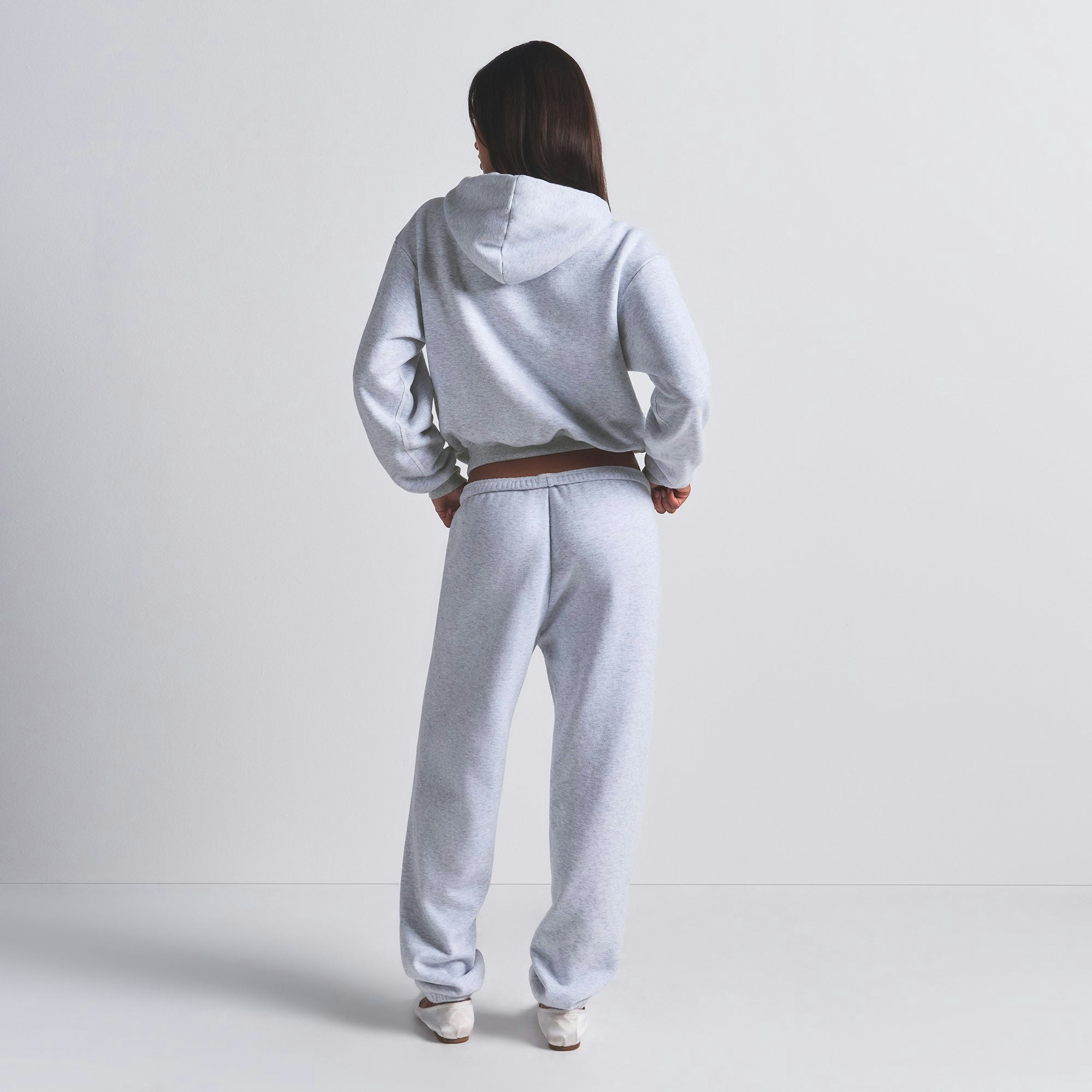 COTTON FLEECE CLASSIC JOGGER - LIGHT HEATHER GREY - image 27