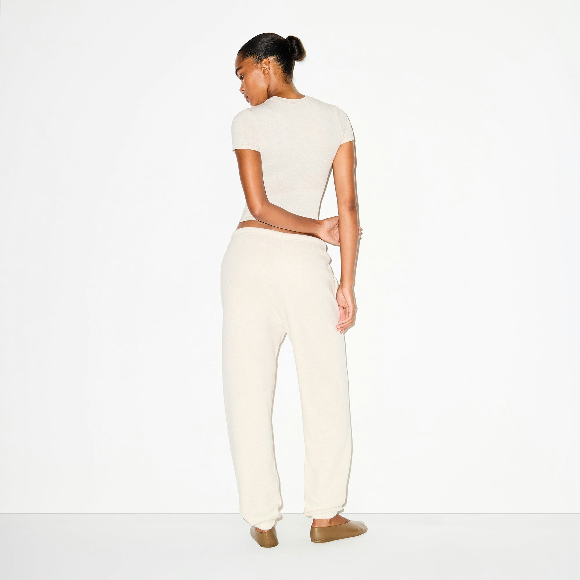 COTTON FLEECE CLASSIC JOGGER - OATMEAL HEATHER - image 15