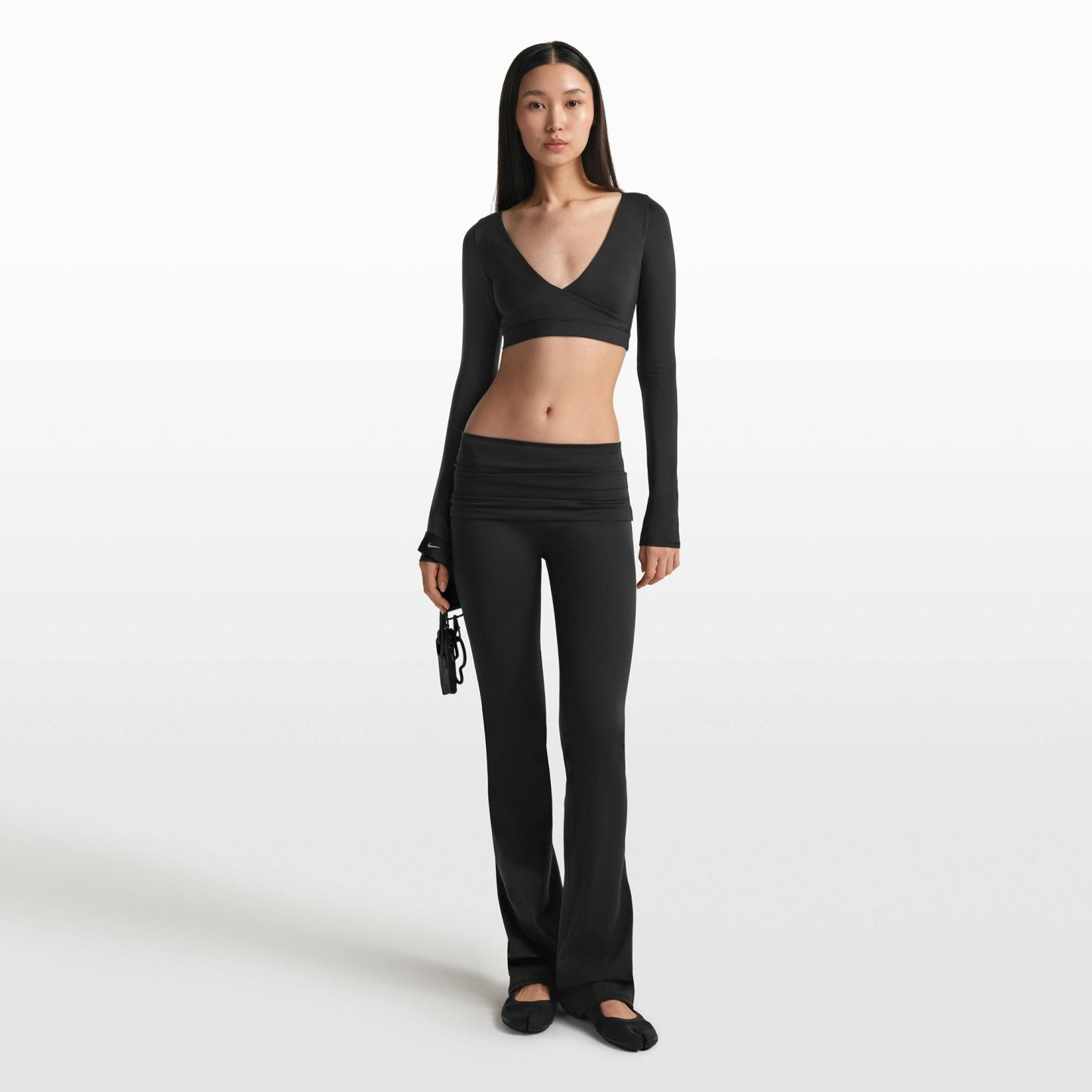 NikeSKIMS MATTE WRAP LONG SLEEVE CROPPED TOP - OBSIDIAN