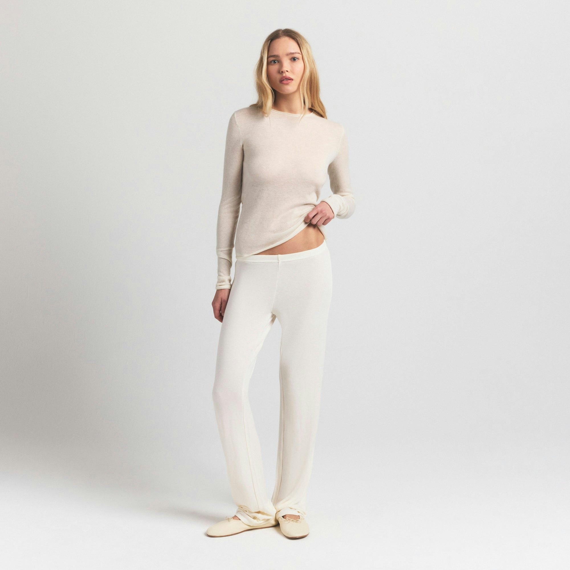 FEATHERWEIGHT CASHMERE LONG SLEEVE TOP - EGRET - image 4