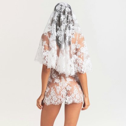 SKIMS LACE VEIL - SNOW