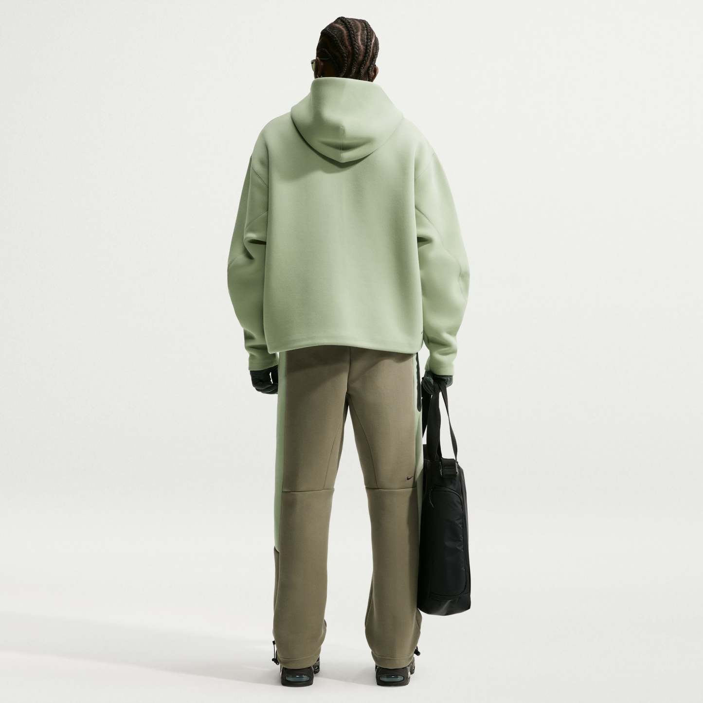 Nike Tech Men's Colour-Block Open-Hem Fleece Trousers - Silver Sage/Jade Horizon/Black