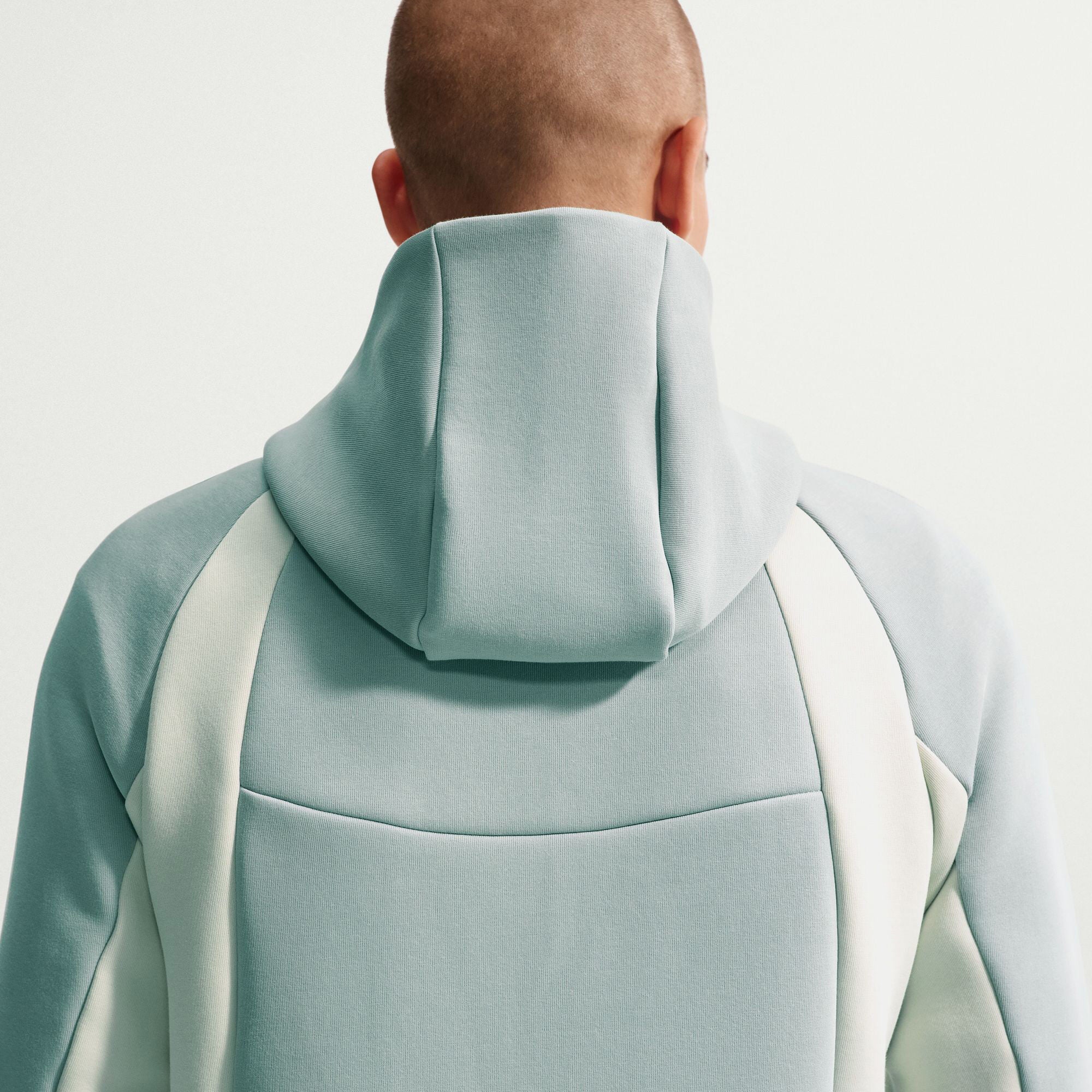 Nike Tech Men's Colour-Block Full-Zip Fleece Windrunner Jacket - Light Pumice/Light Bone/Black