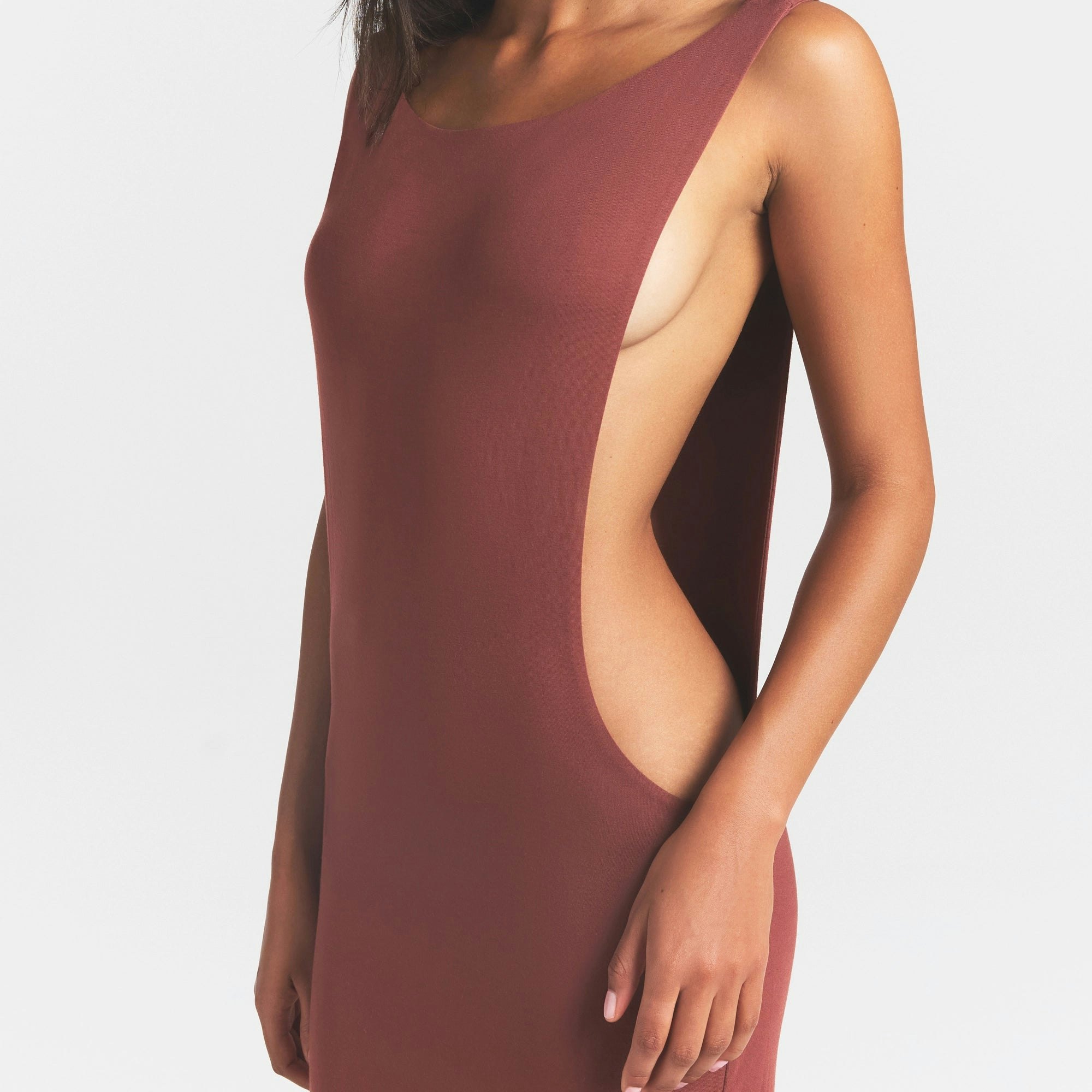 SMOOTH LAYERS CUT OUT LONG DRESS - HENNA - image 2