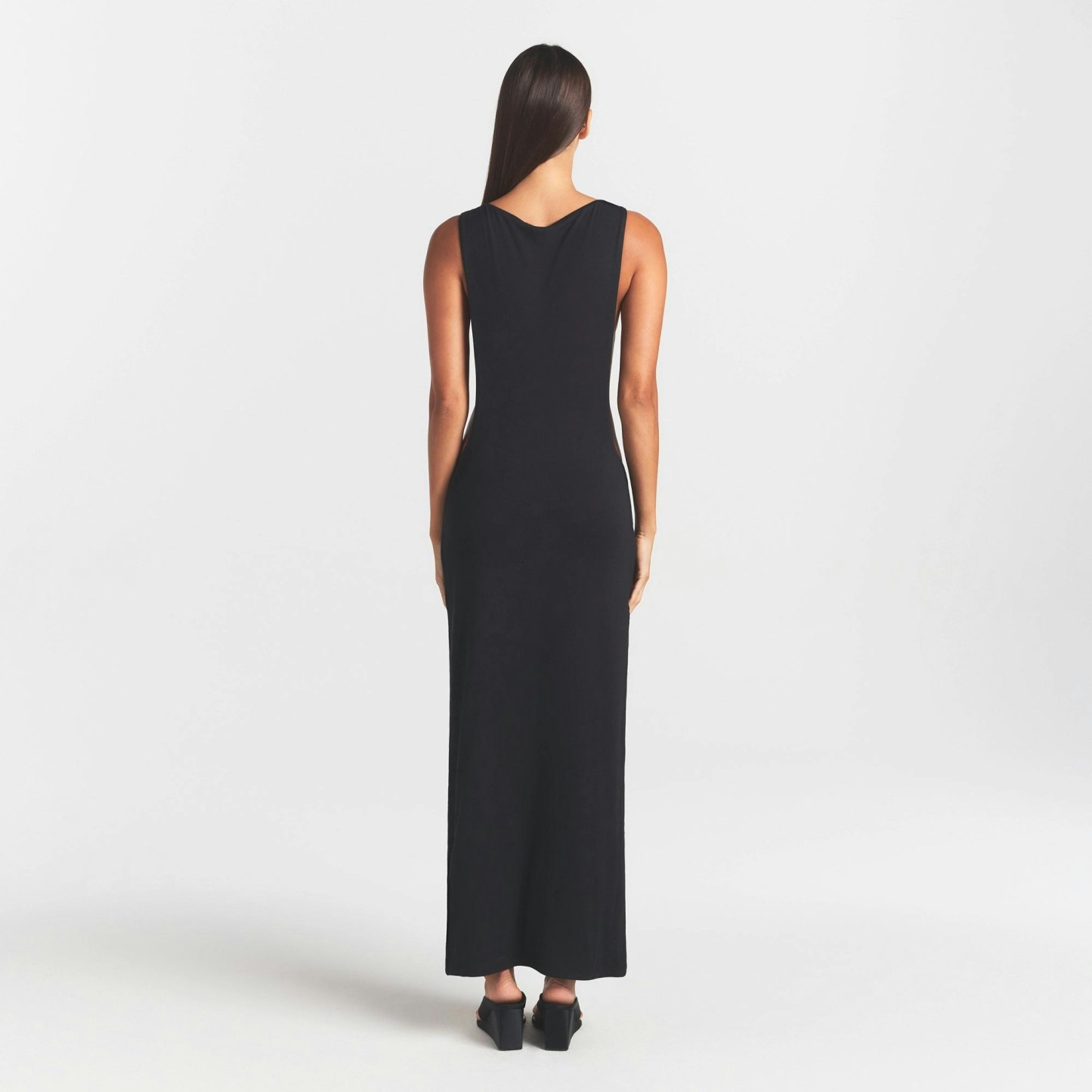 SMOOTH LAYERS CUT OUT LONG DRESS - OBSIDIAN - image 9
