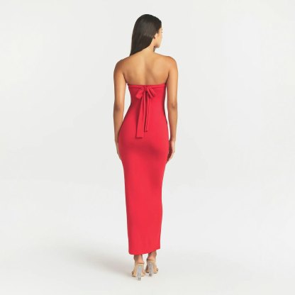 SMOOTH LAYERS CONVERTIBLE LONG DRESS - CARMINE - image 10