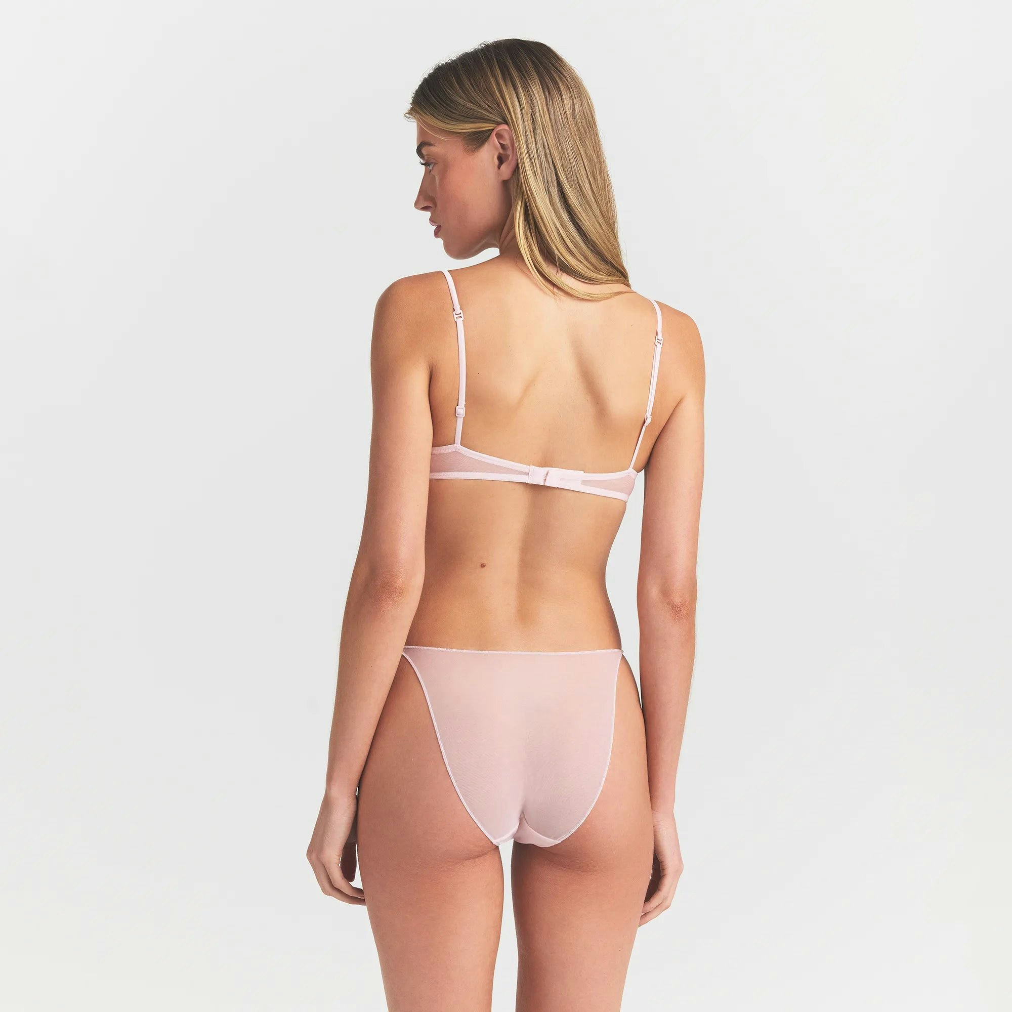 INVISIBLE PLUNGE BRA - BARELY PINK - image 8