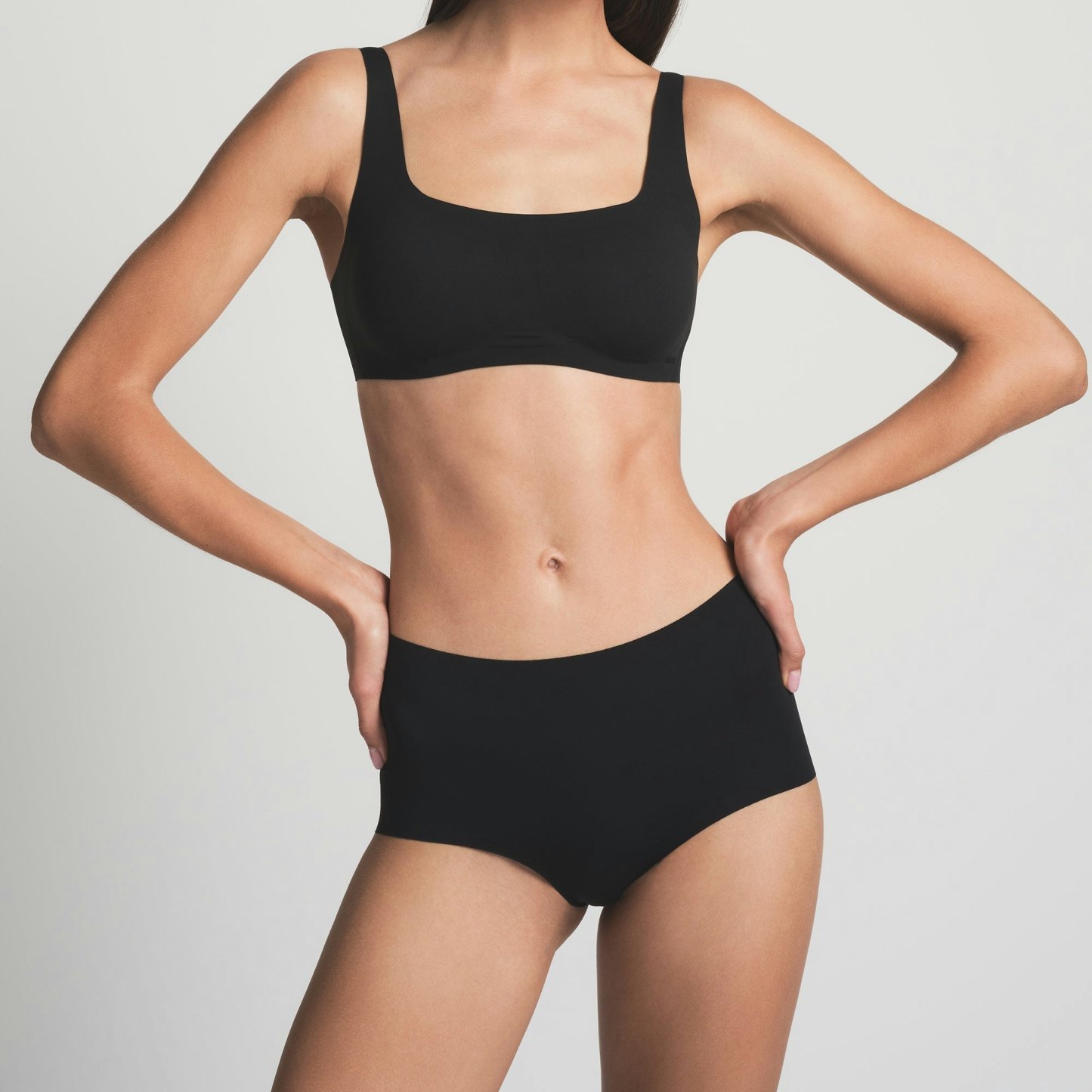 NAKED BOY SHORT - ONYX