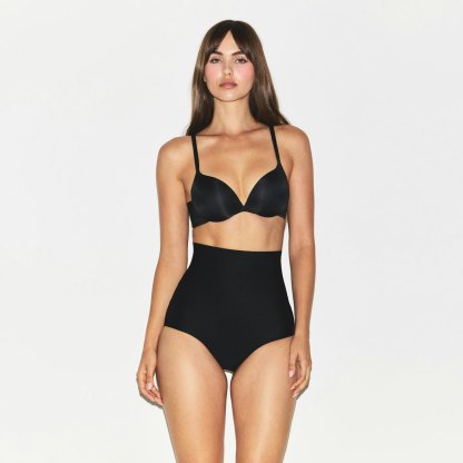 SKIMS BODY CORE SCULPT BUTT LIFTING BRIEF - ONYX