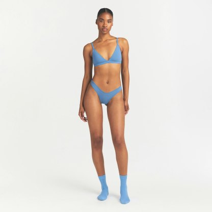 FITS EVERYBODY DIPPED FRONT THONG - ARCTIC