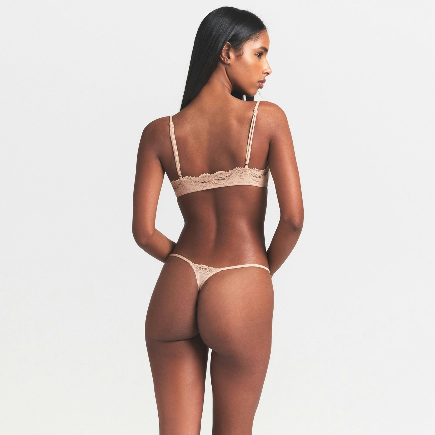 FITS EVERYBODY LACE STRING THONG - MICA SKETCHED HEARTS
