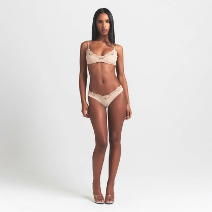 FITS EVERYBODY LACE DIPPED THONG - MICA SKETCHED HEARTS