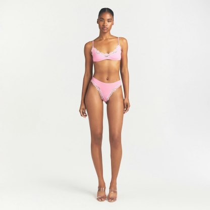 FITS EVERYBODY LACE TANGA - BUBBLE GUM TONAL