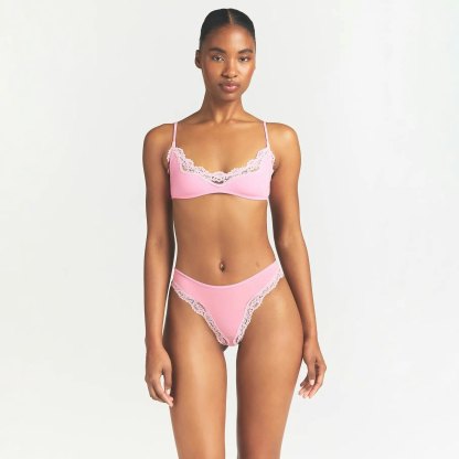 FITS EVERYBODY LACE TANGA - BUBBLE GUM TONAL