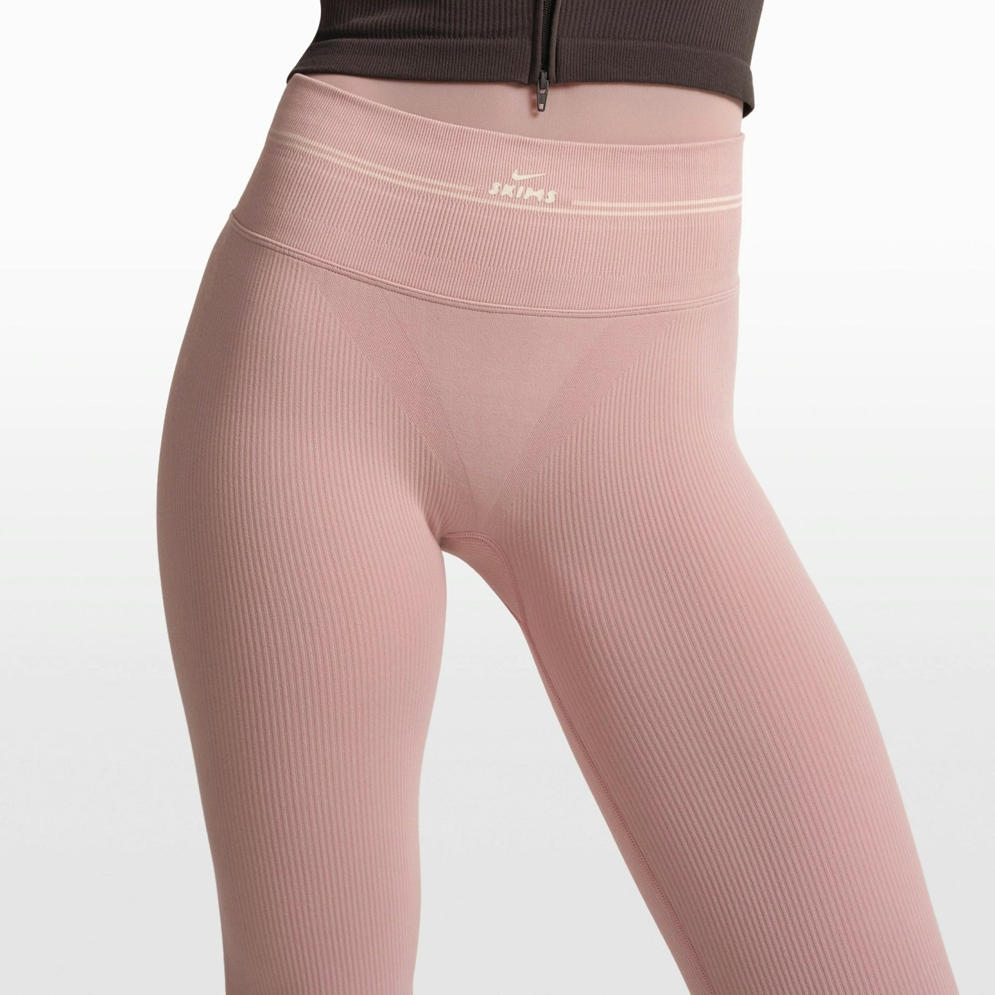 NikeSKIMS RIBBED SEAMLESS 26" LEGGING - HIMALAYAN - image 11