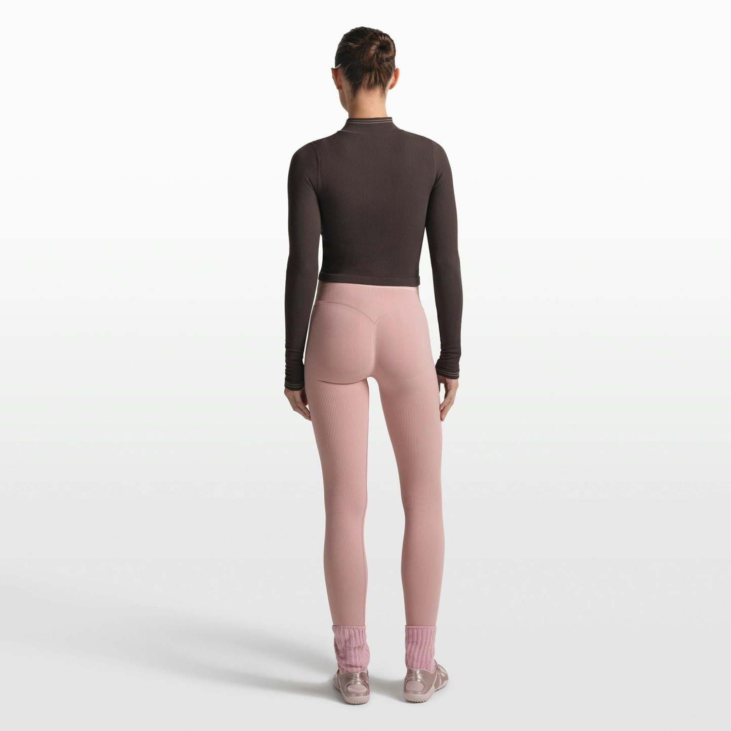 NikeSKIMS RIBBED SEAMLESS 26" LEGGING - HIMALAYAN - image 12