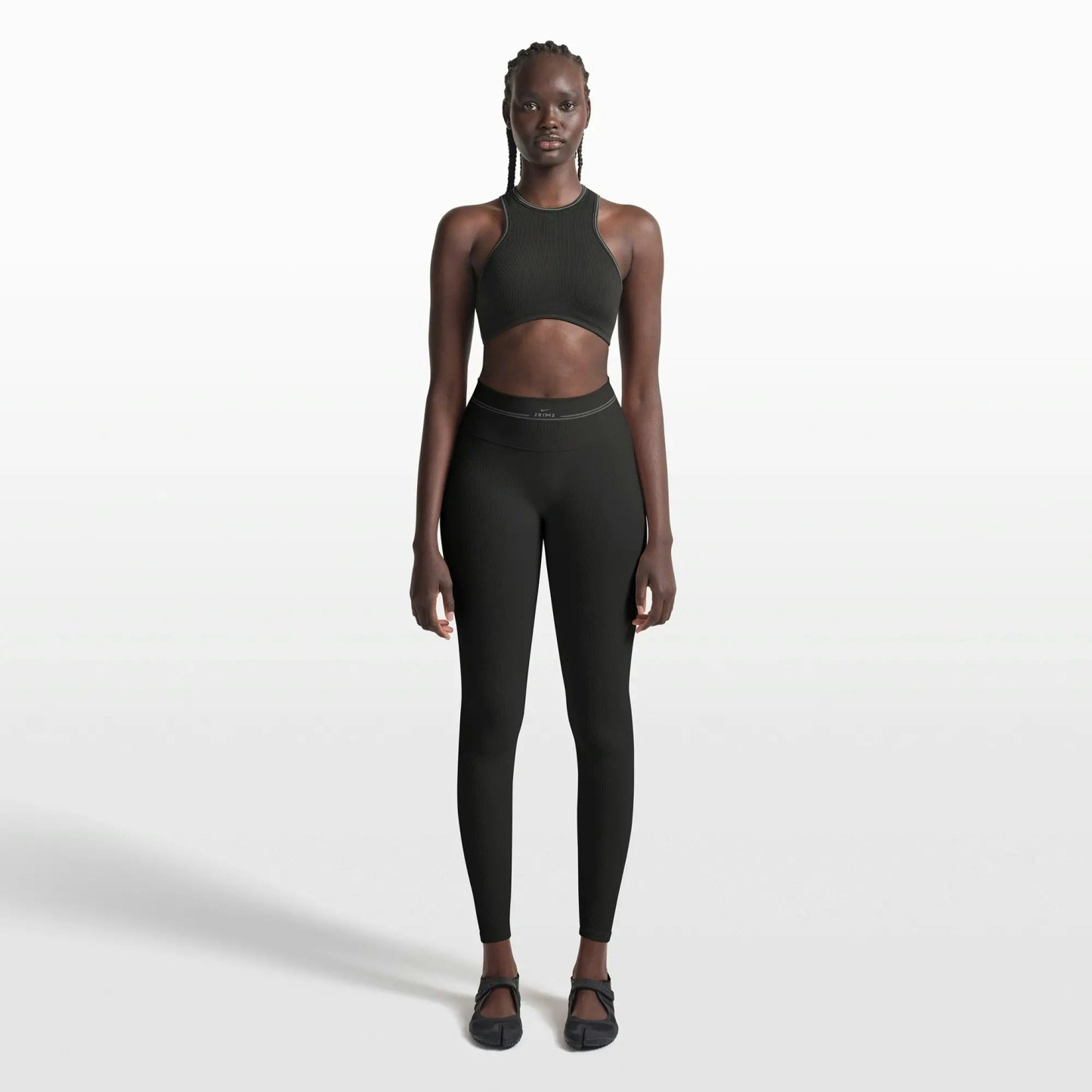 NikeSKIMS RIBBED SEAMLESS 26" LEGGING - OBSIDIAN