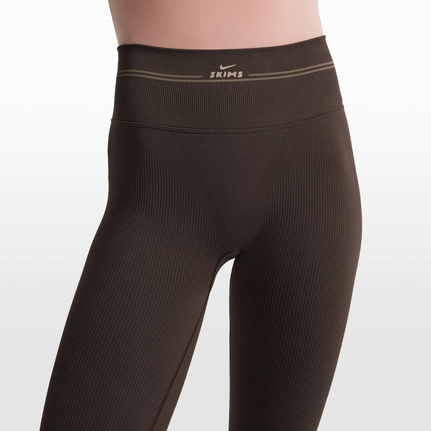 NikeSKIMS RIBBED SEAMLESS 26" LEGGING - PHOENIX - image 17