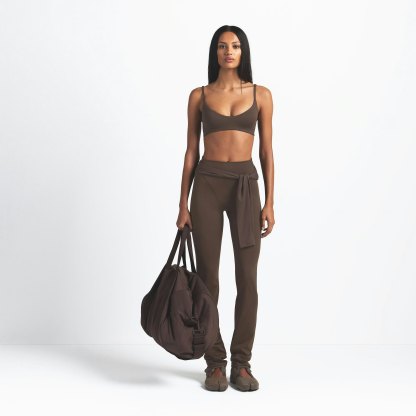 NikeSKIMS MATTE V-LINE 39" STRAIGHT LEGGING - DARK SEPIA - image 6