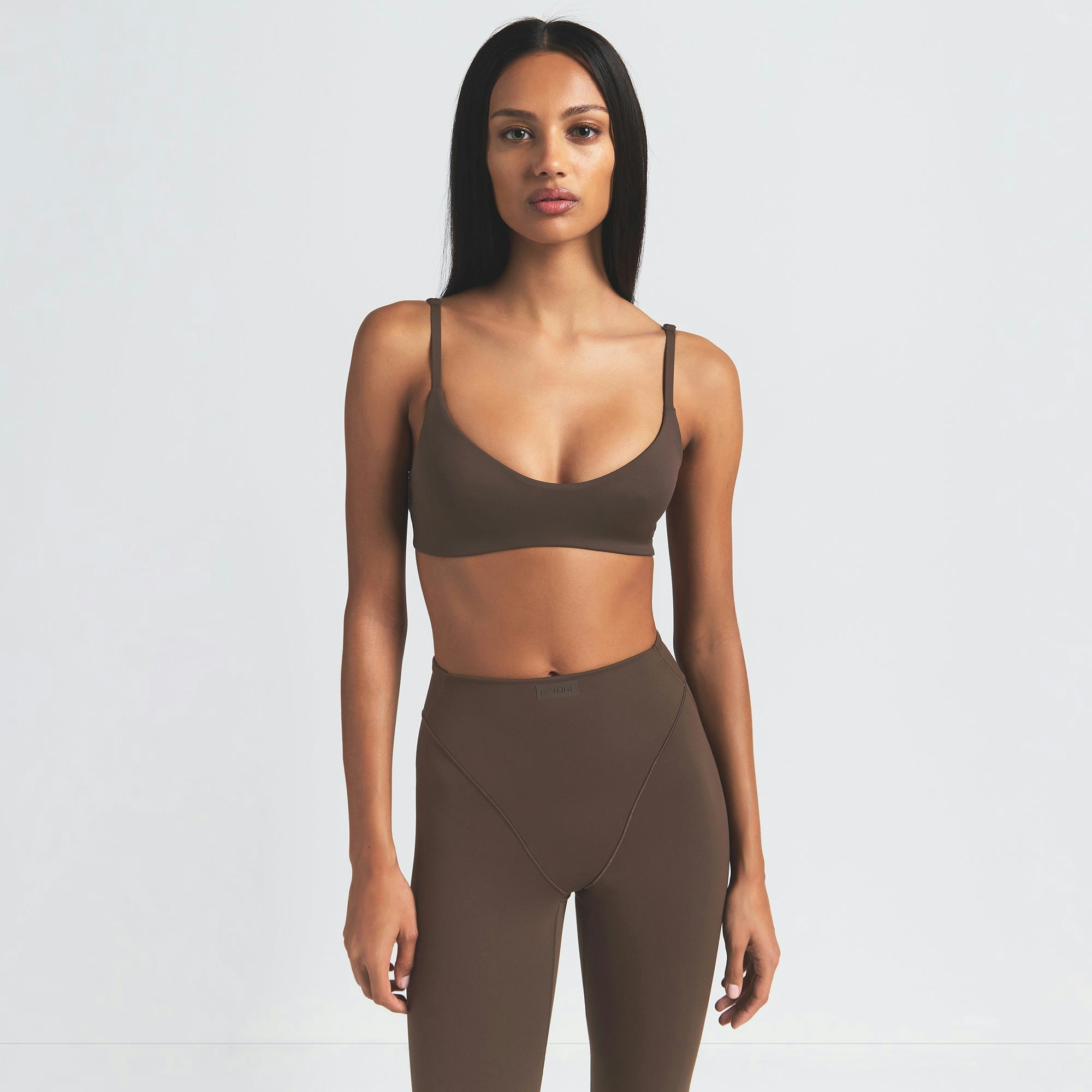 NikeSKIMS MATTE V-LINE 39" STRAIGHT LEGGING - DARK SEPIA - image 7