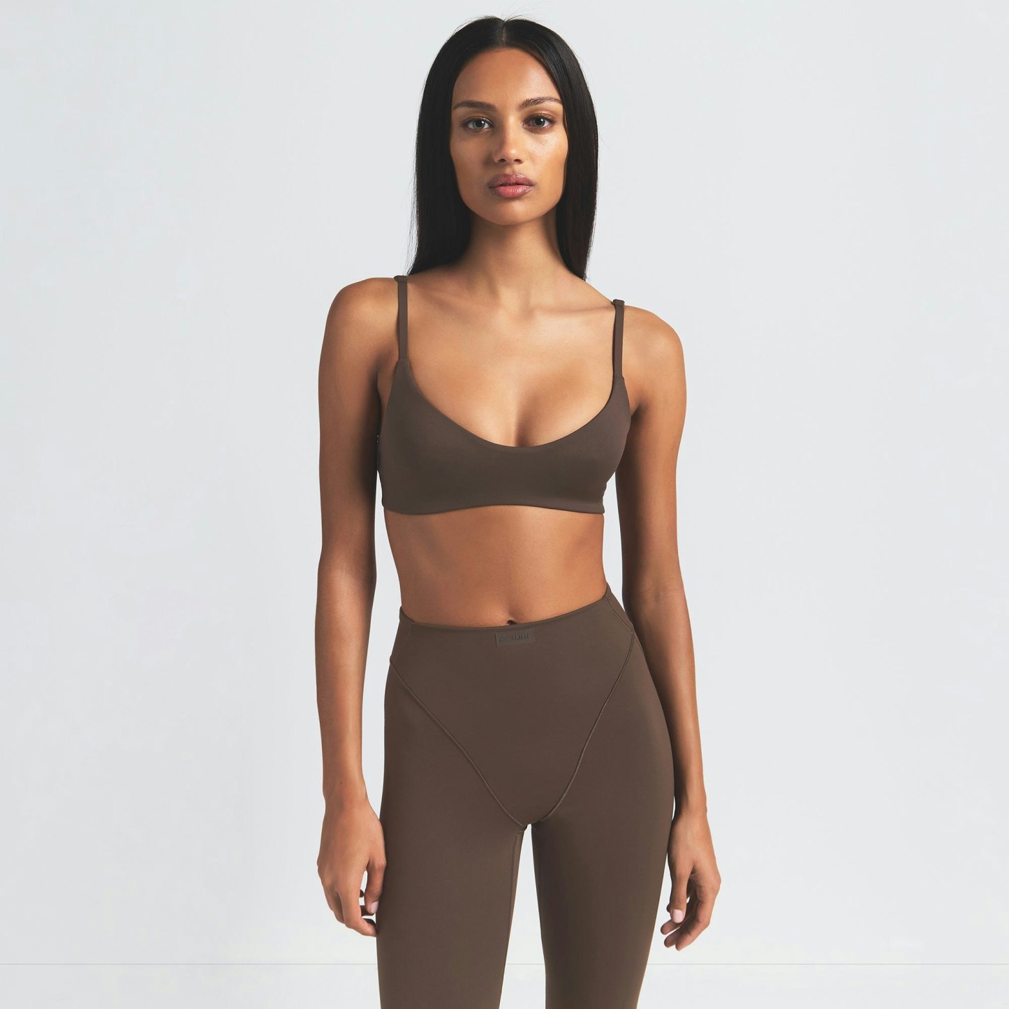 NikeSKIMS MATTE V-LINE 39" STRAIGHT LEGGING - DARK SEPIA - image 7