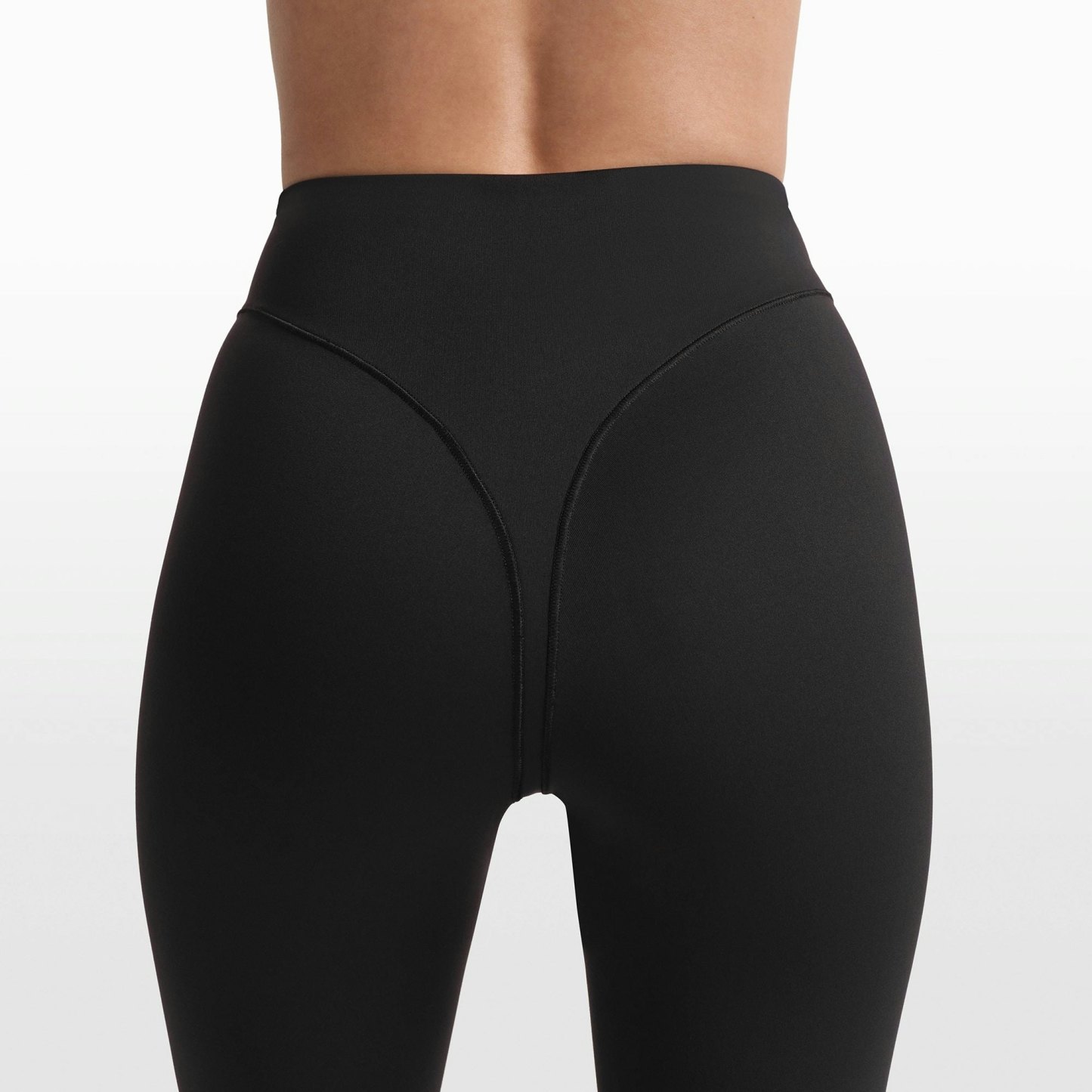 NikeSKIMS MATTE 17" V-LINE CROP LEGGING - OBSIDIAN - image 20