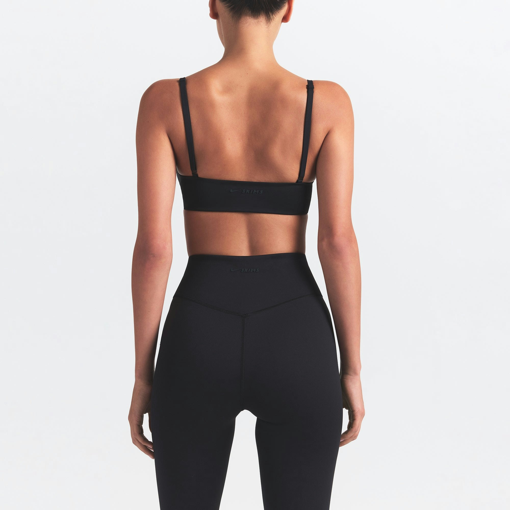 NikeSKIMS MATTE KNEE GRIP 26" LEGGING - OBSIDIAN - image 3