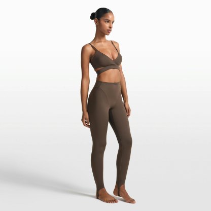 NikeSKIMS MATTE V-LINE STIRRUP LEGGING - DARK SEPIA - image 10