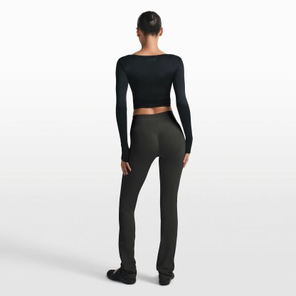NikeSKIMS RIBBED SEAMLESS 34" STRAIGHT LEGGING - OBSIDIAN - image 5