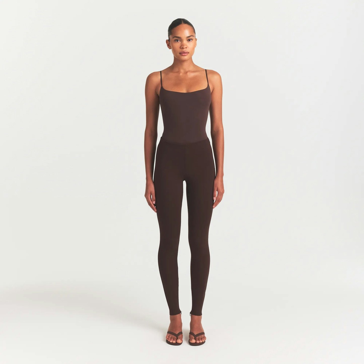 THE ESSENTIAL COLLECTION HIGH-WAISTED LEGGING - ESPRESSO - image 8