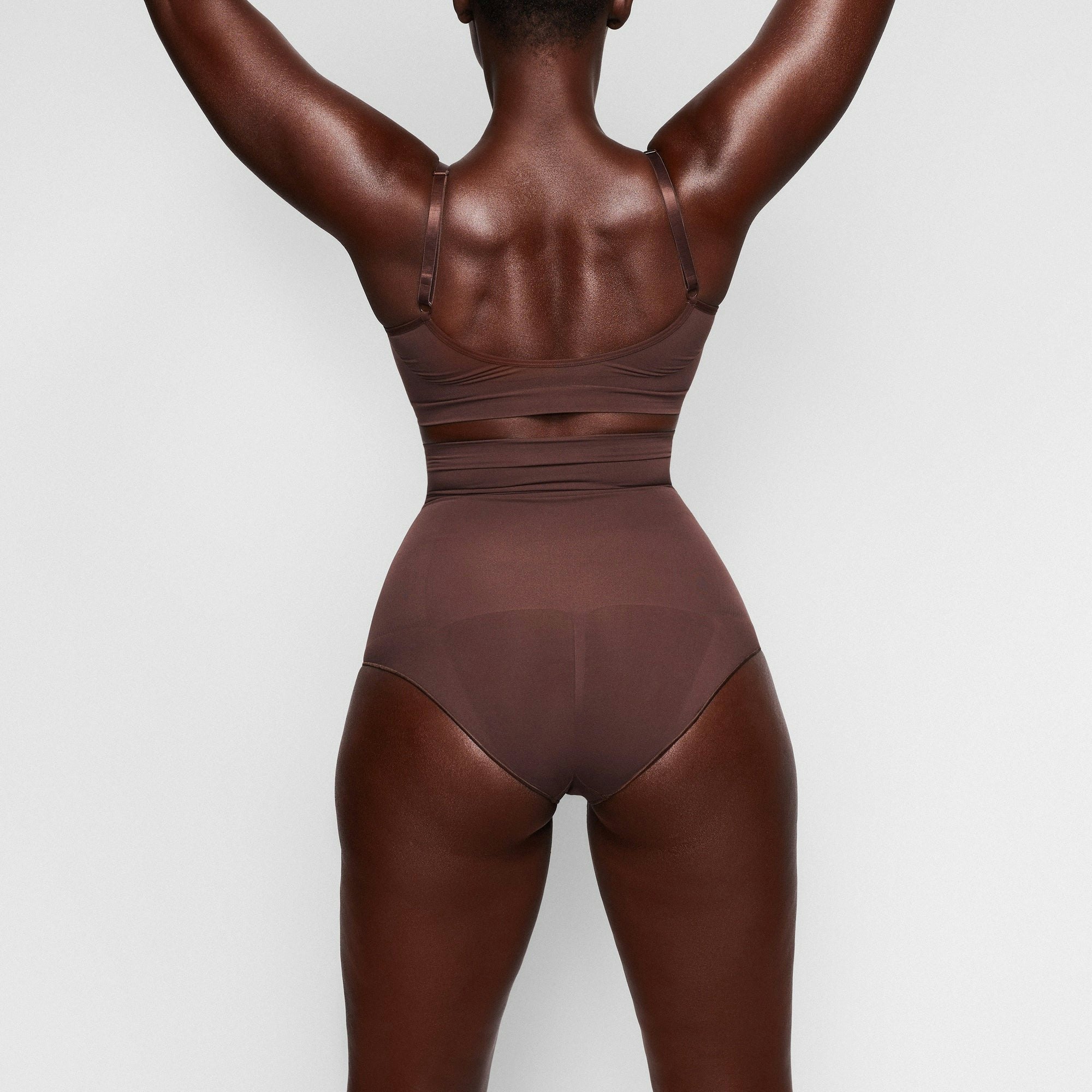 SEAMLESS SCULPT HIGH-WAISTED BRIEF - COCOA