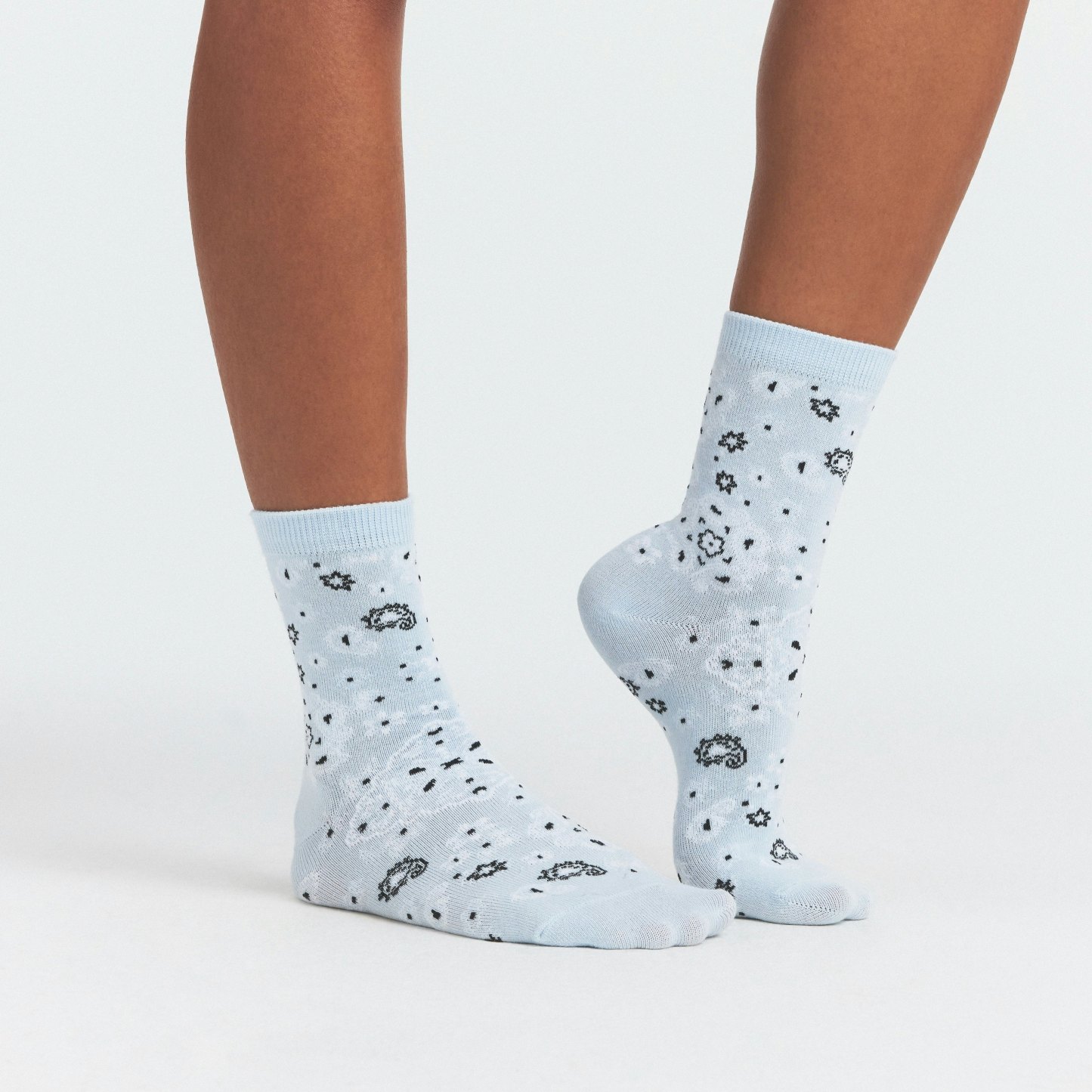 TEXTURED SOCK 3-PACK - BLUE BANDANA MULTI - image 2