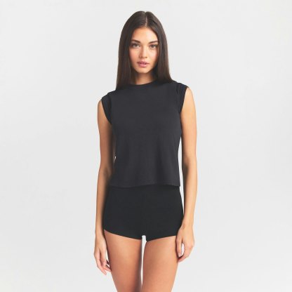 THE ESSENTIAL COLLECTION HIGH-WAISTED HOT SHORT - OBSIDIAN - image 2